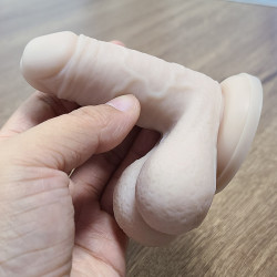 Prosthesis play EroWand